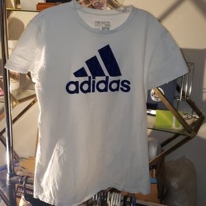 Adidas T-shirt